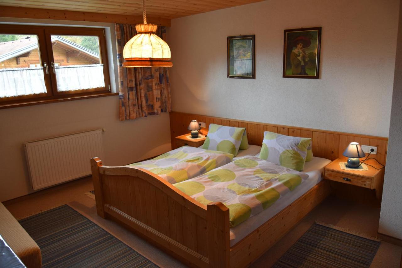 Ferienwohnung Gapp Elbigenalp Exterior foto